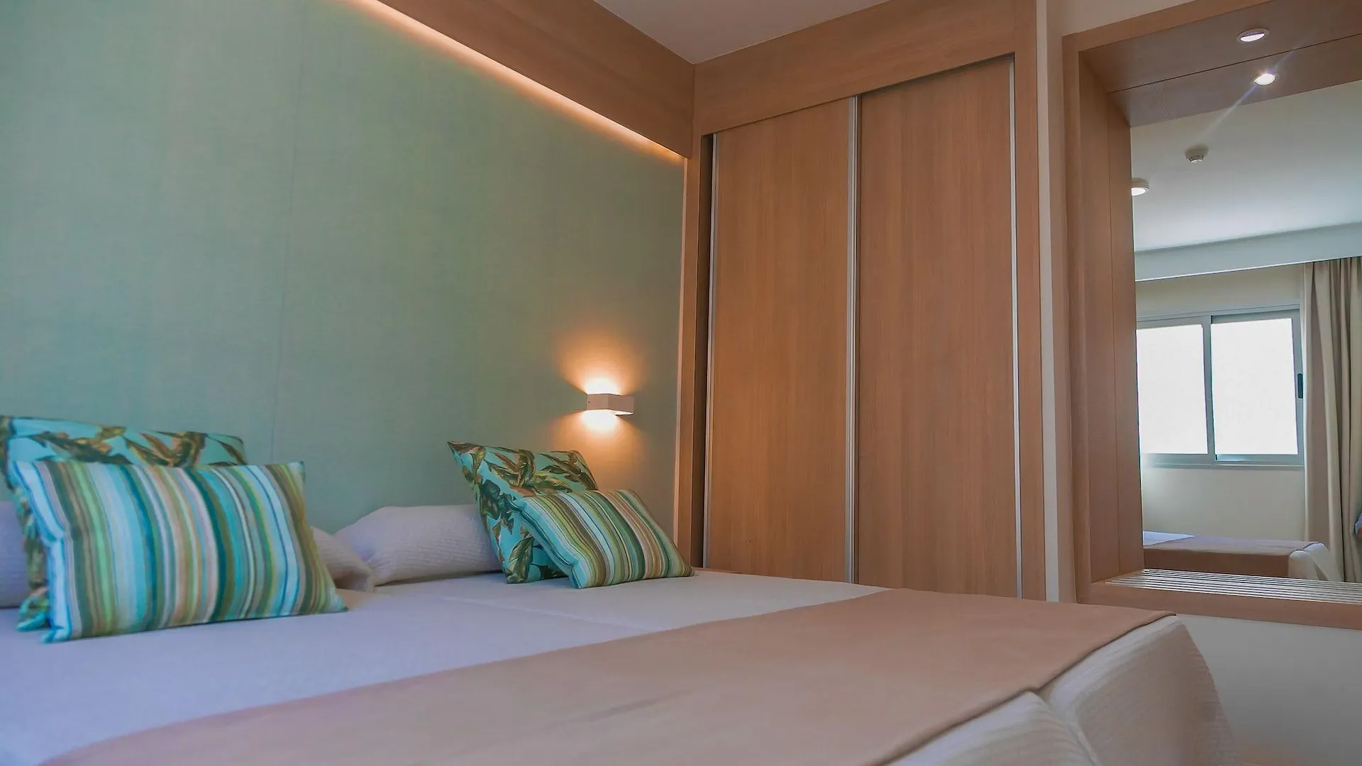 Ohasis Boutique Suites Arona  Aparthotel